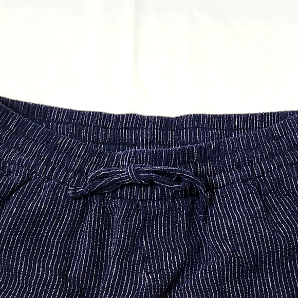 Old Navy Pinstriped Shorts - Picture 2 of 4